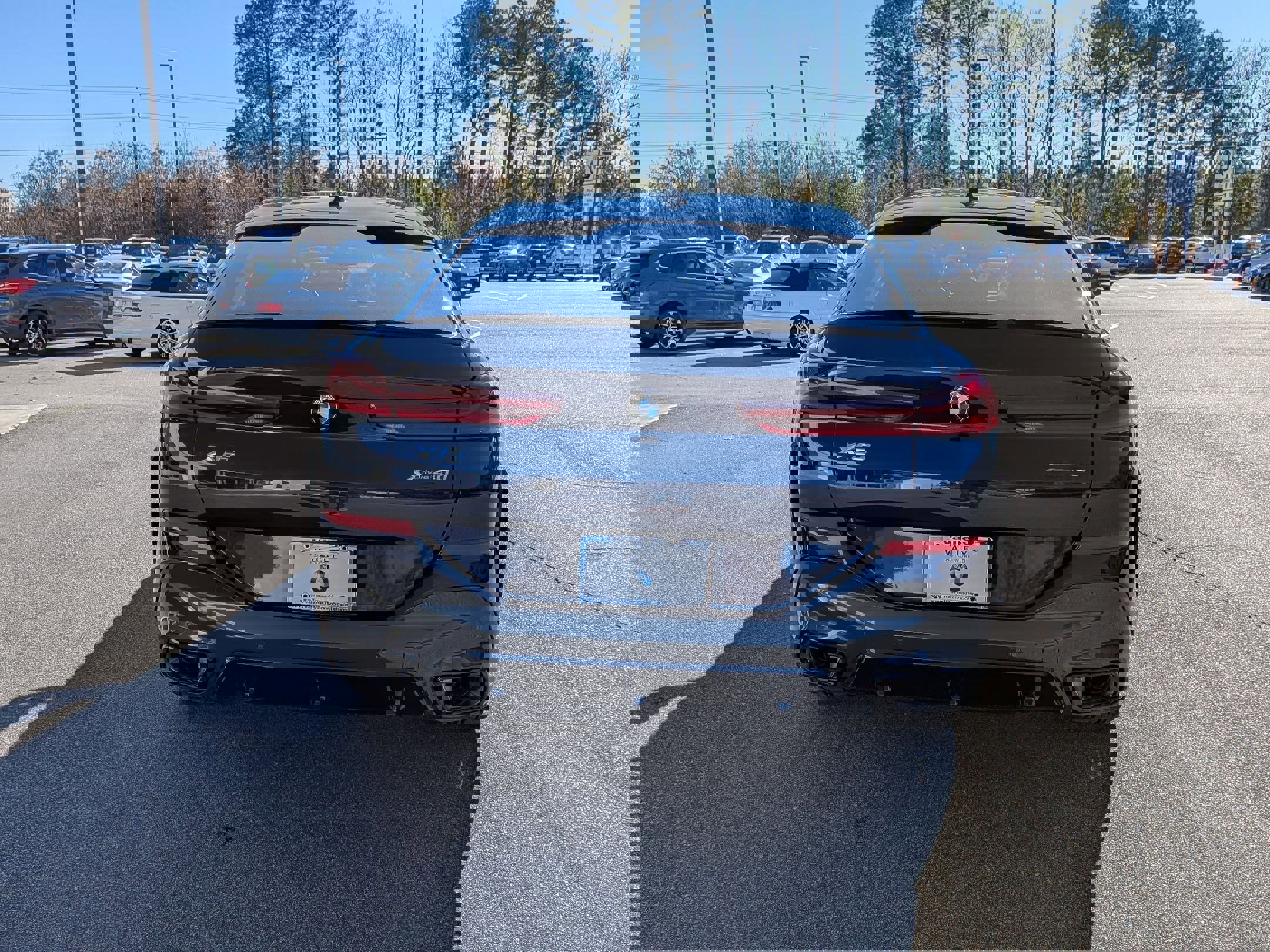 New 2026 BMW X6 xDrive40i w/ Climate Comfort Package image 4