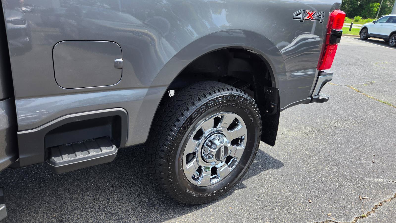 Used 2024 Ford F350 Lariat w/ Chrome Package AWD/4WD image 15