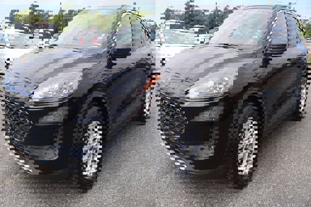 Used 2022 Ford Escape SE