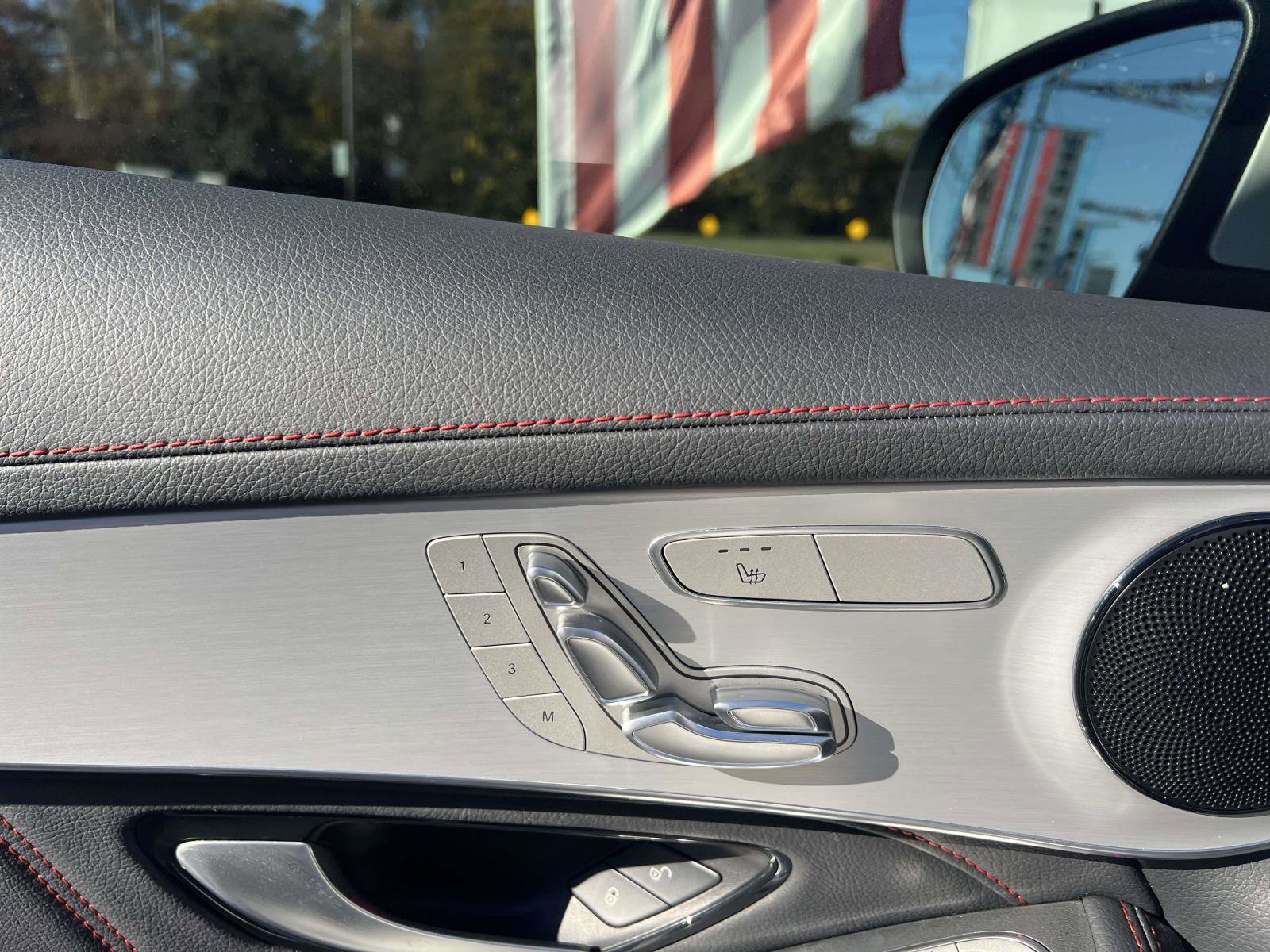 Used 2022 Mercedes-Benz GLC 43 AMG 4MATIC image 17