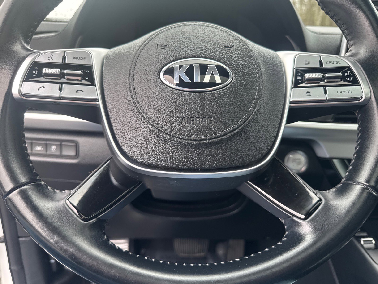 Used 2020 Kia Telluride S AWD/4WD image 14
