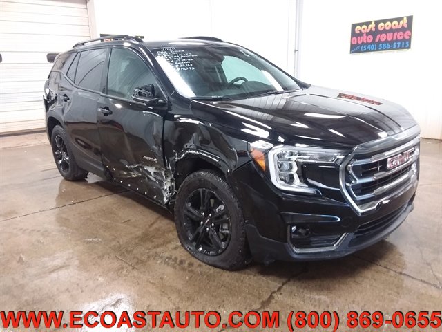 Used 2024 GMC Terrain AT4 AWD/4WD image 1