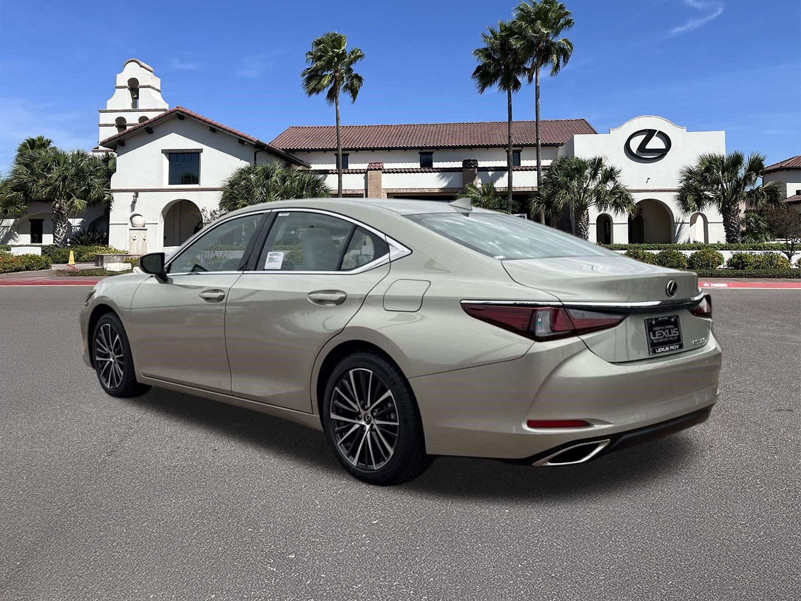 New 2025 Lexus ES 350 w/ Premium Package image 4