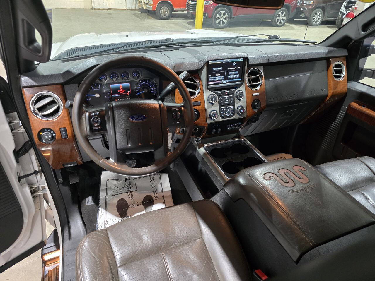 Used 2015 Ford F250 King Ranch w/ FX4 Off-Road Package AWD/4WD image 32