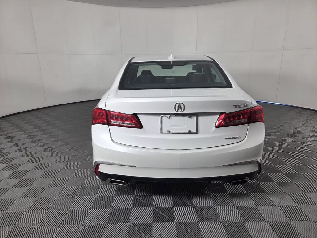 Used 2020 Acura TLX w/ Technology Package AWD/4WD image 4