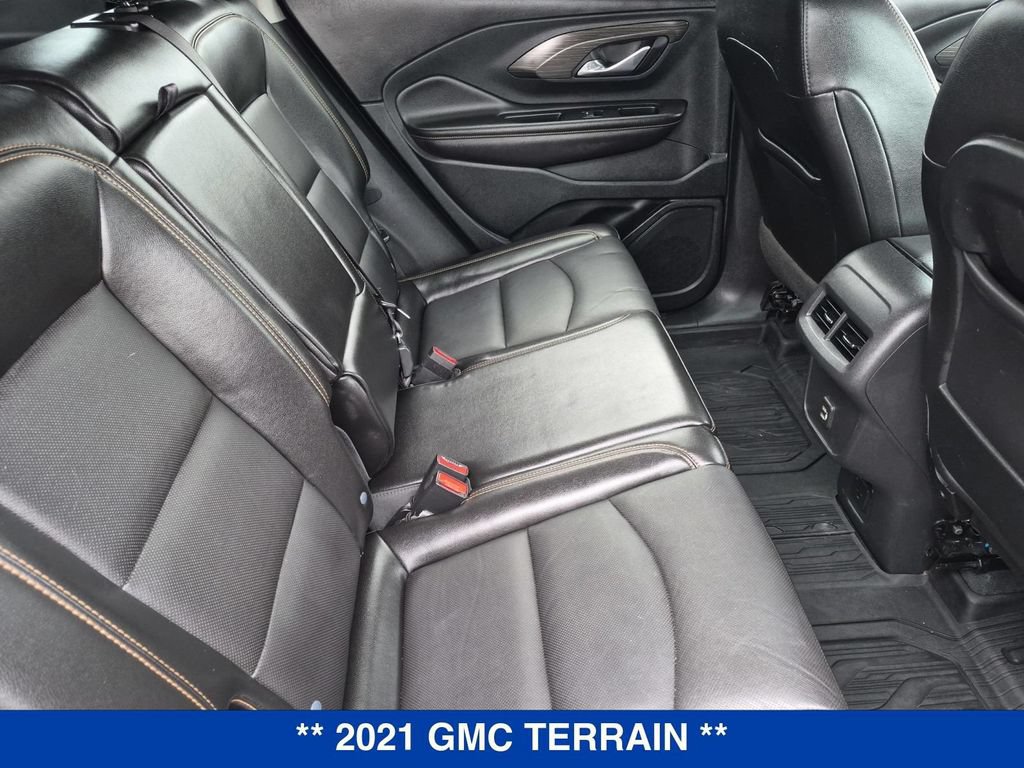 Used 2021 GMC Terrain SLT w/ Infotainment Package II AWD/4WD image 32