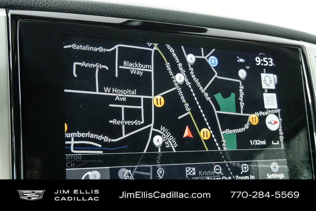 Used 2020 Nissan Titan SV w/ SV Convenience Package image 15