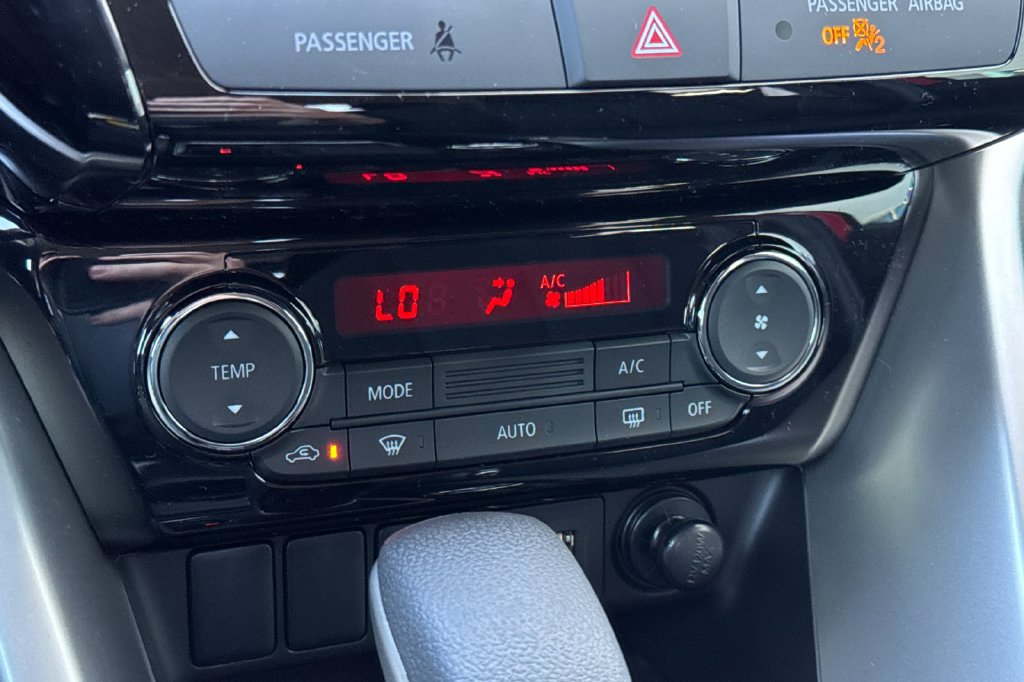 New 2026 Mitsubishi Eclipse Cross LE AWD/4WD image 22