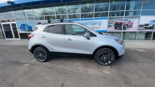 Used 2021 Buick Encore Preferred w/ Safety Package II image 9