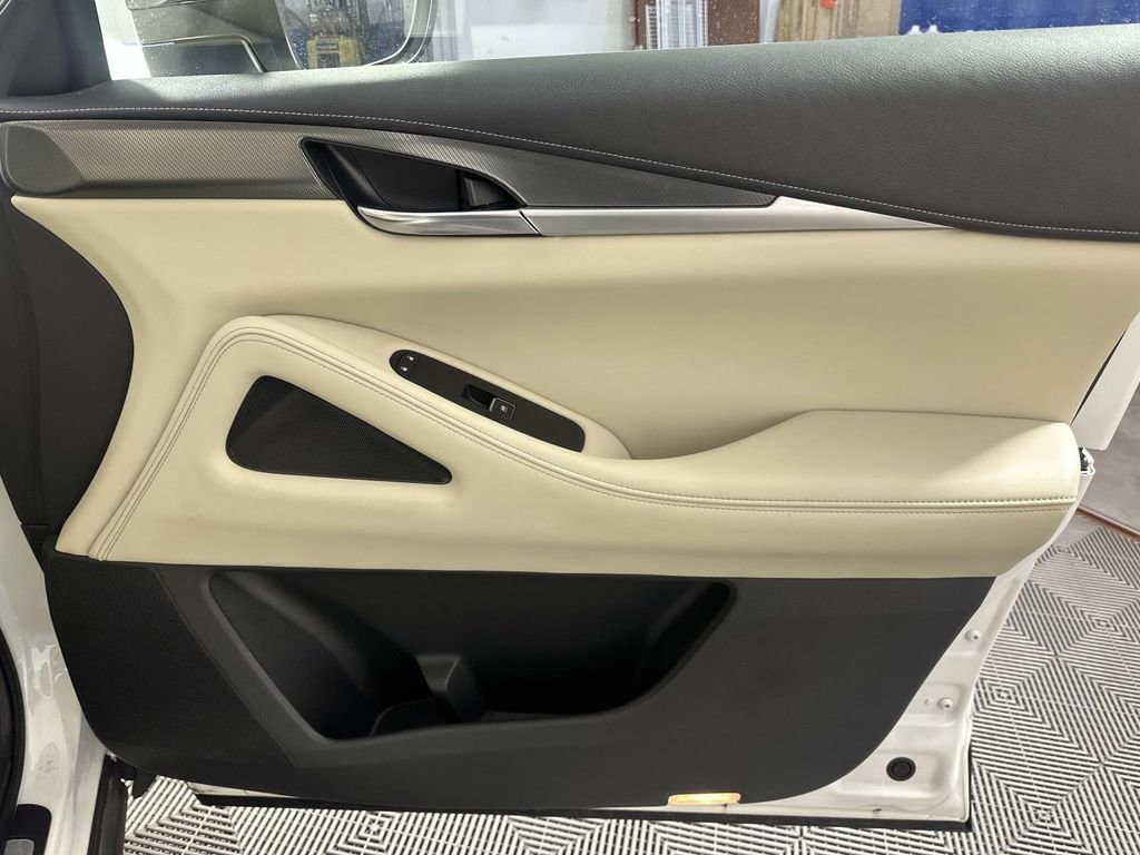 Used 2023 INFINITI QX60 Luxe w/ Cargo Package image 39