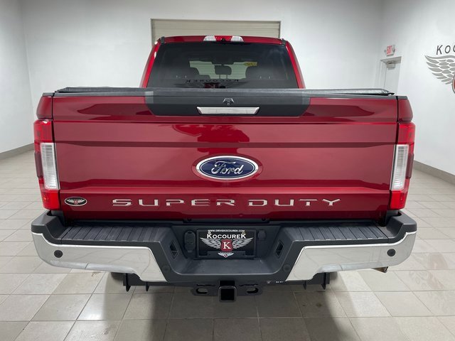 Used 2019 Ford F250 XLT w/ XLT Premium Package image 5