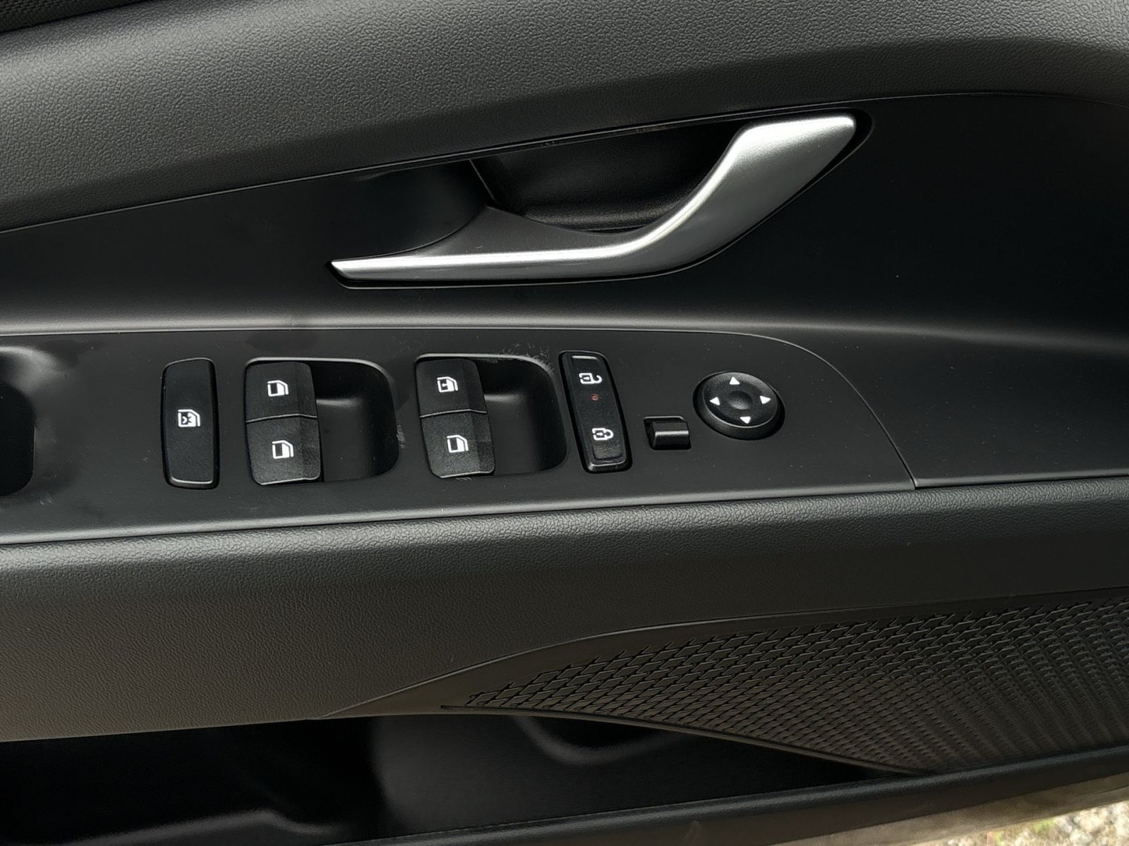 New 2026 Hyundai Elantra SE FWD image 15