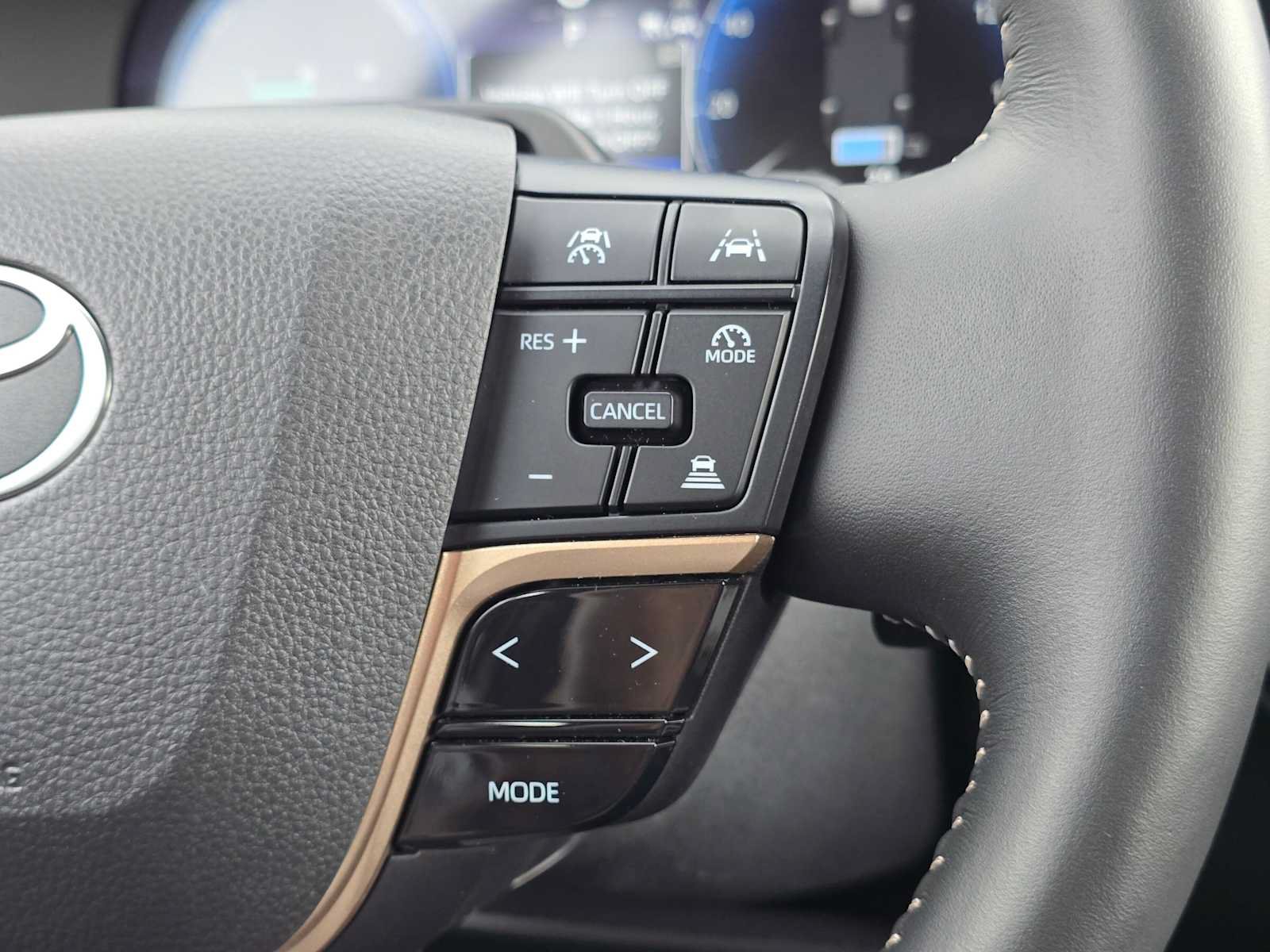 Certified 2025 Toyota Crown Signia w/ Advanced Technology Package AWD/4WD image 28