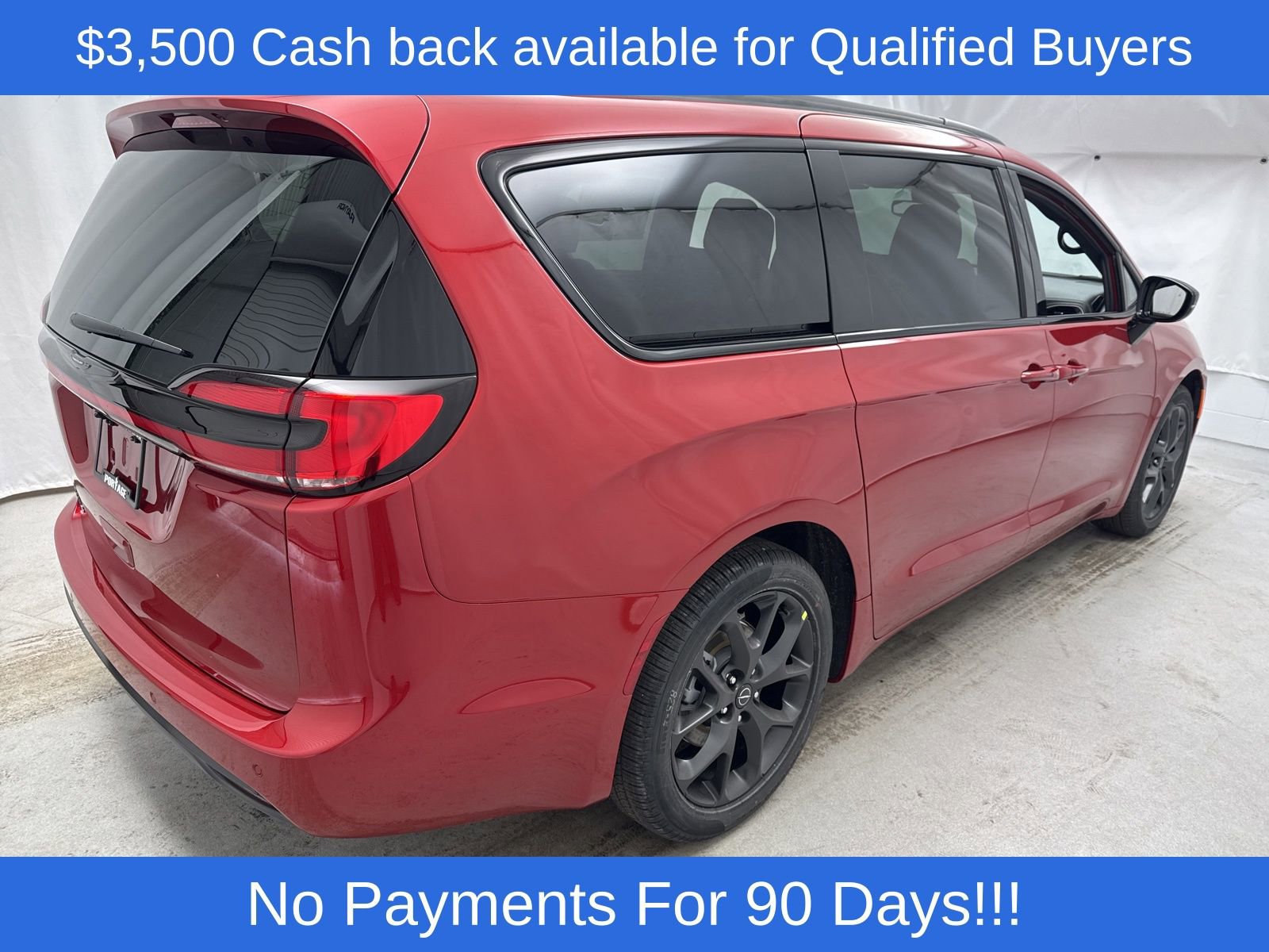 New 2026 Chrysler Pacifica Select w/ S Appearance Package image 2