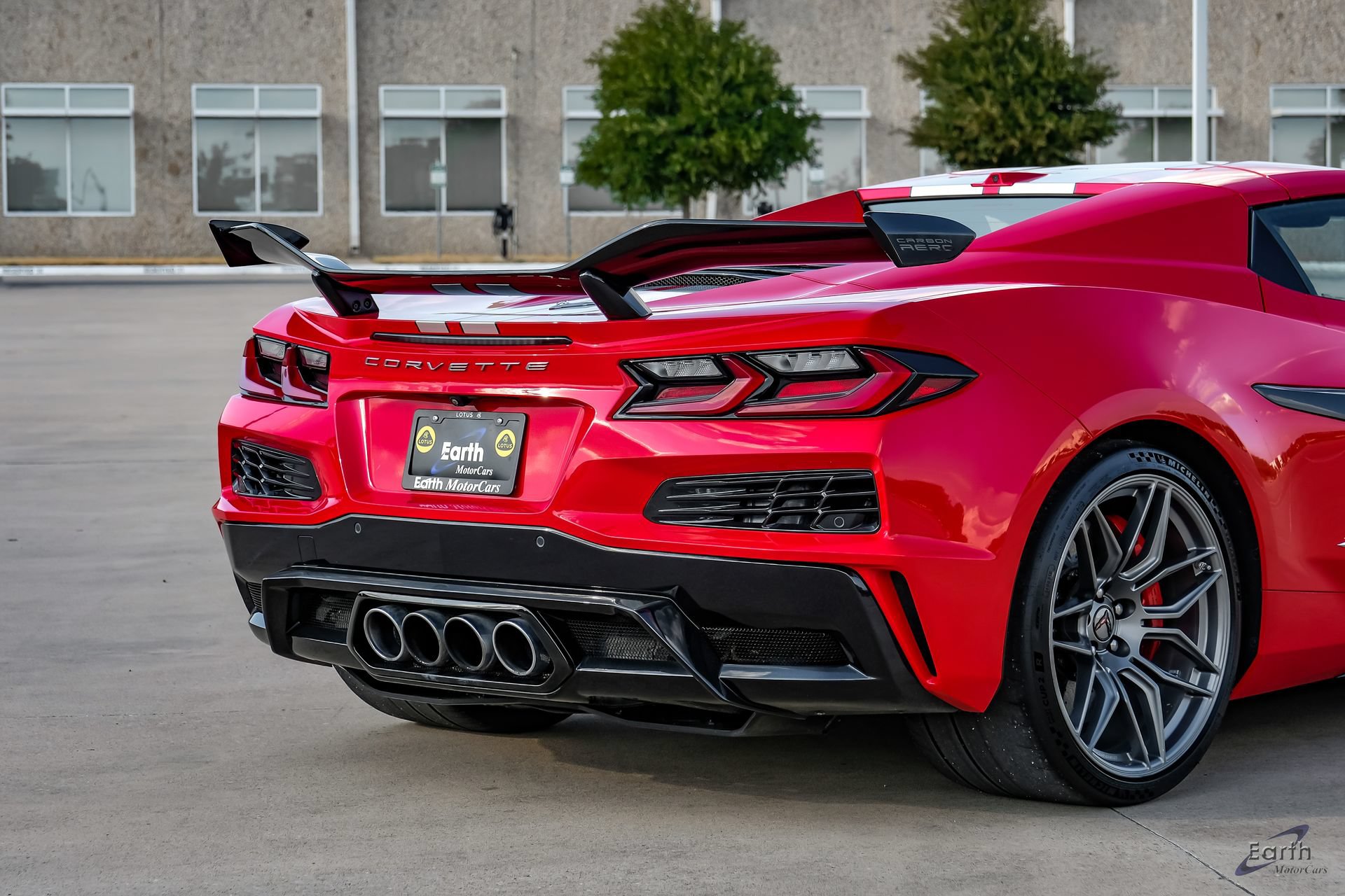 Used 2024 Chevrolet Corvette Z06 w/ Z07 Performance Package RWD image 16