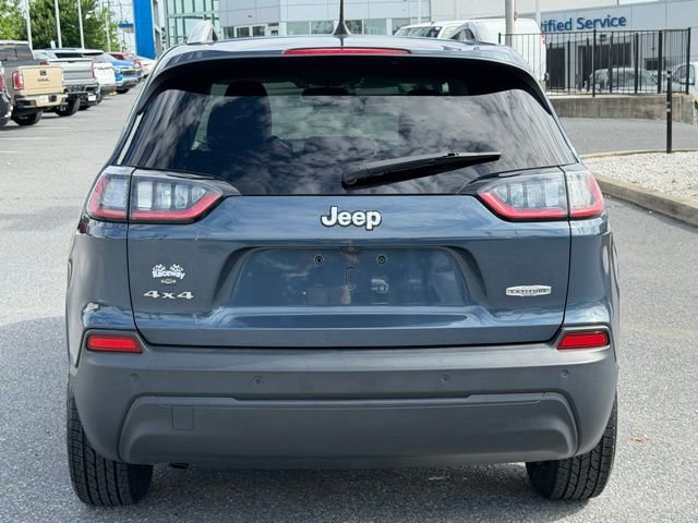 Used 2019 Jeep Cherokee Latitude Plus w/ Cold Weather Group AWD/4WD image 12