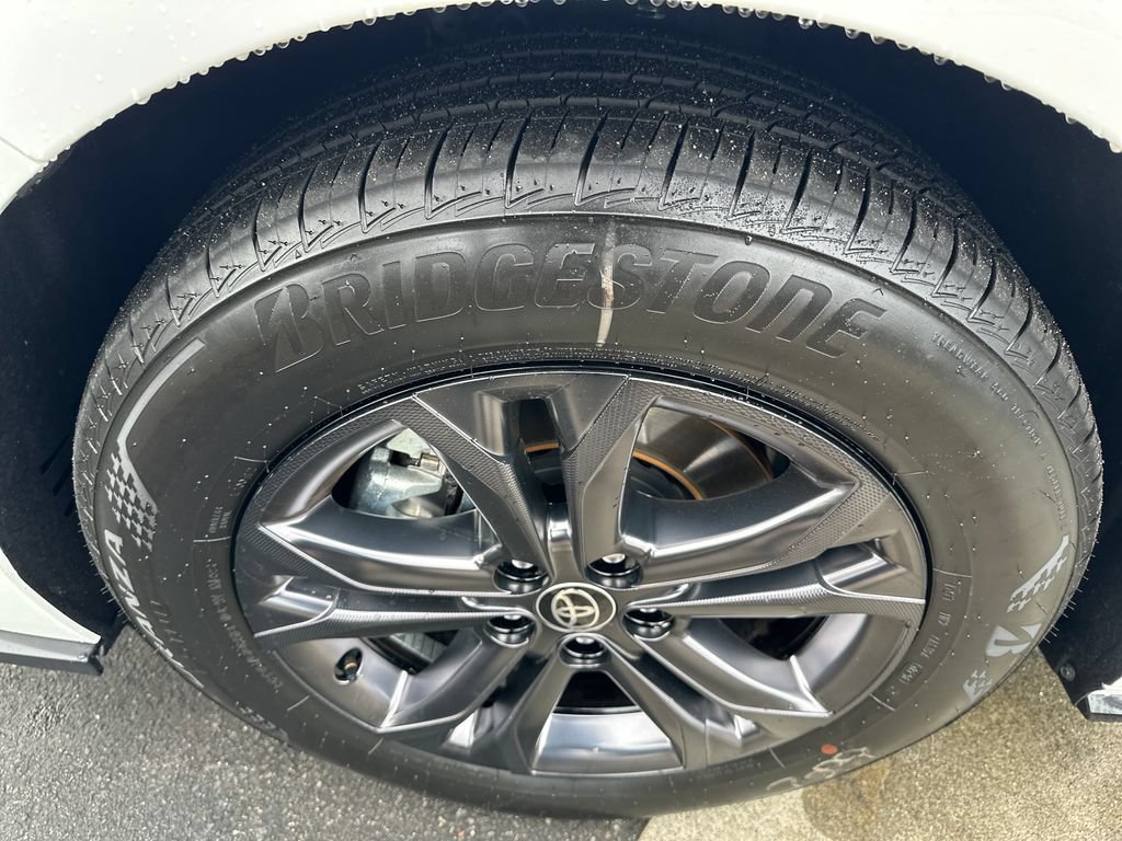Certified 2026 Toyota Sienna XSE AWD/4WD image 28