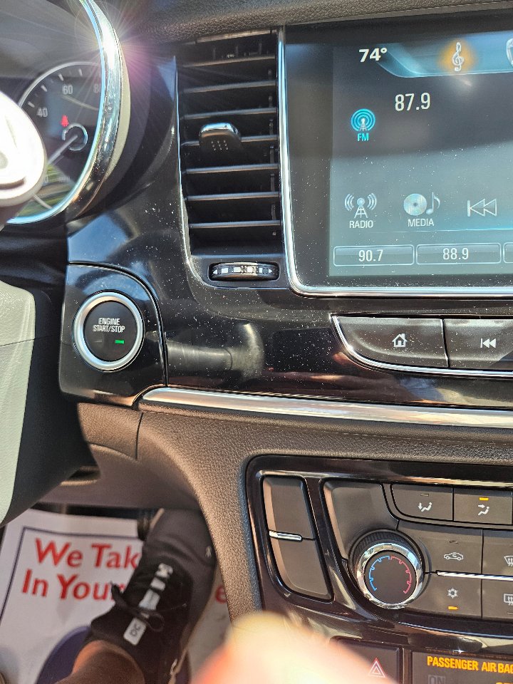 Used 2020 Buick Encore Preferred image 26