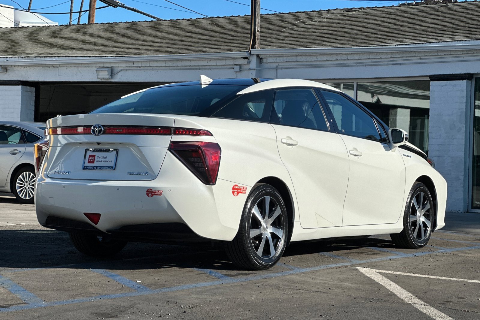 Used 2018 Toyota Mirai image 4