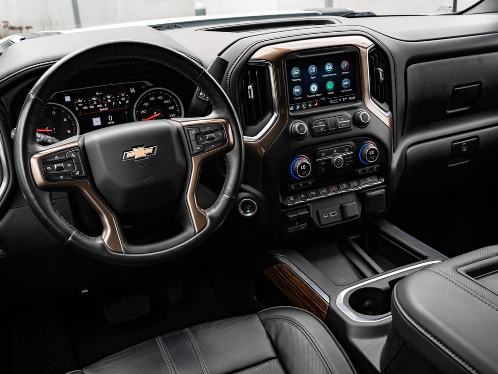 Used 2022 Chevrolet Silverado 3500 High Country w/ Z71 Off-Road Package AWD/4WD image 4