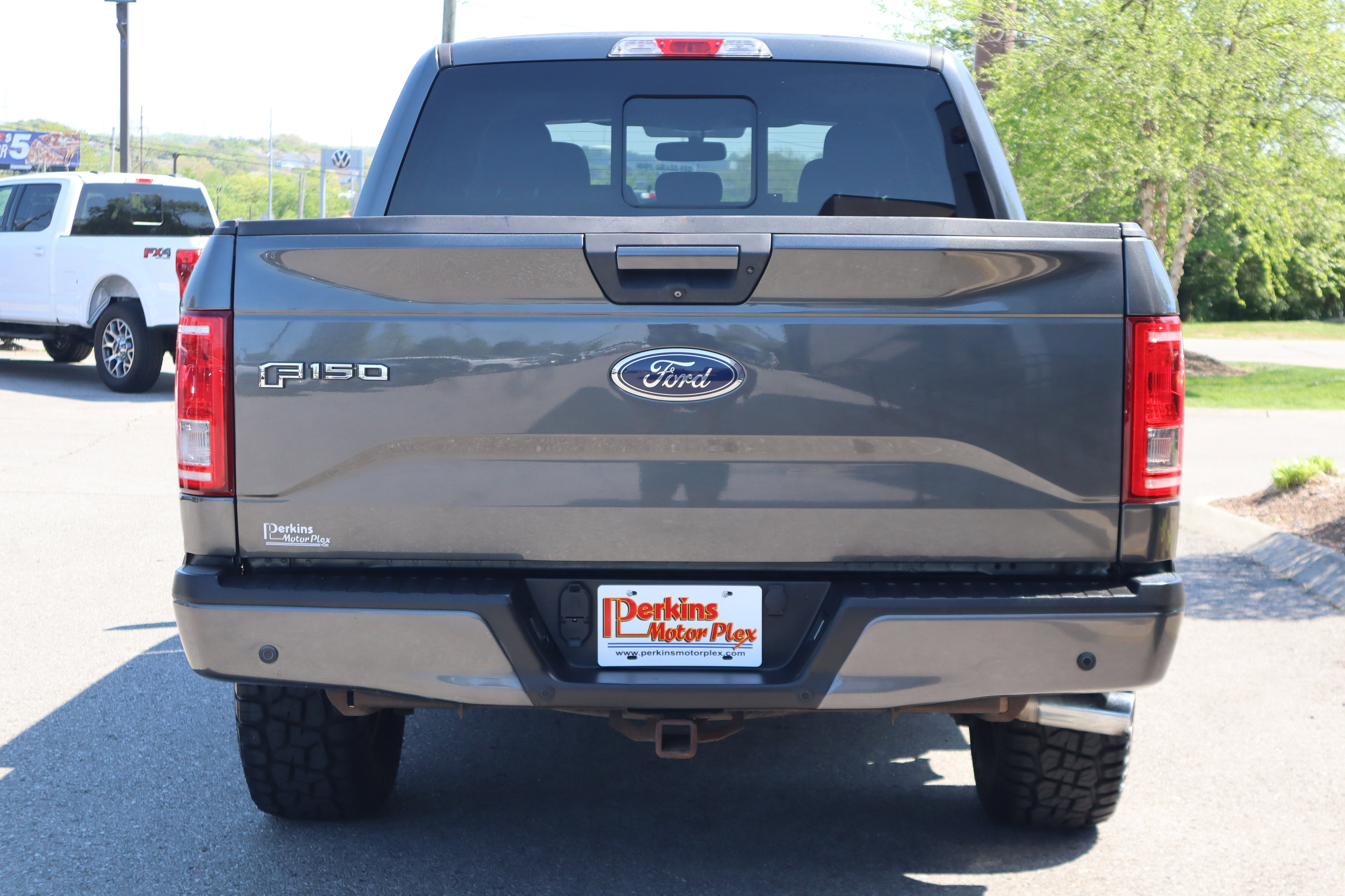 Used 2016 Ford F150 XLT w/ Equipment Group 302A Luxury image 8