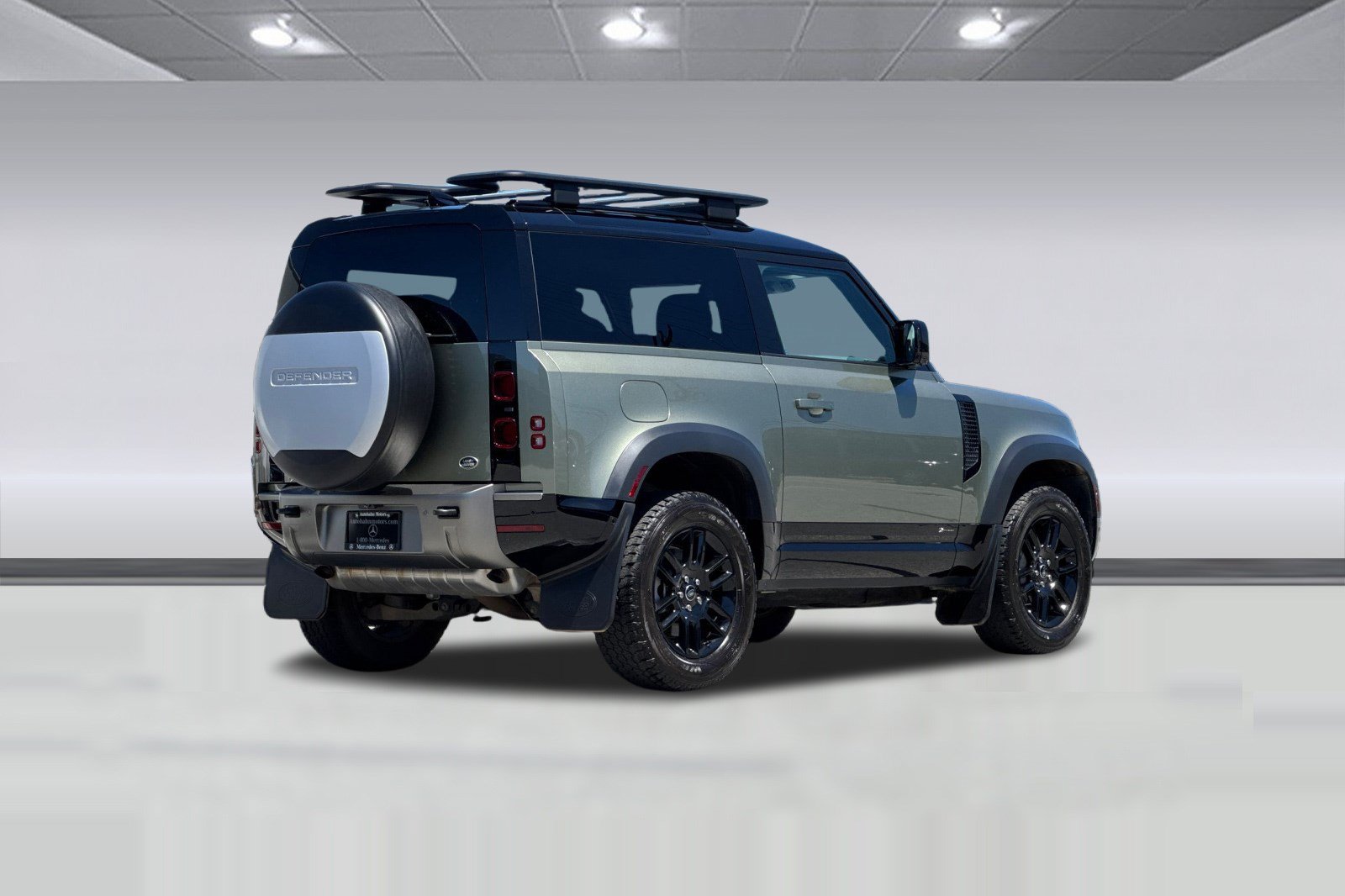 Used 2021 Land Rover Defender 90 X-Dynamic S AWD/4WD image 8