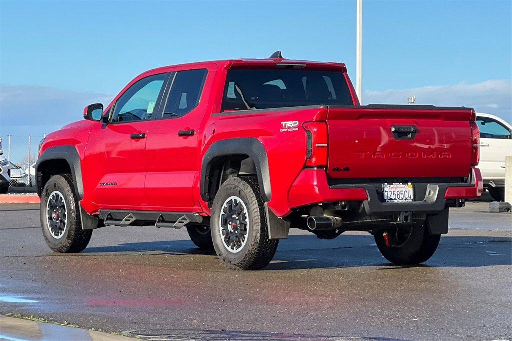 Used 2024 Toyota Tacoma TRD Off-Road image 7