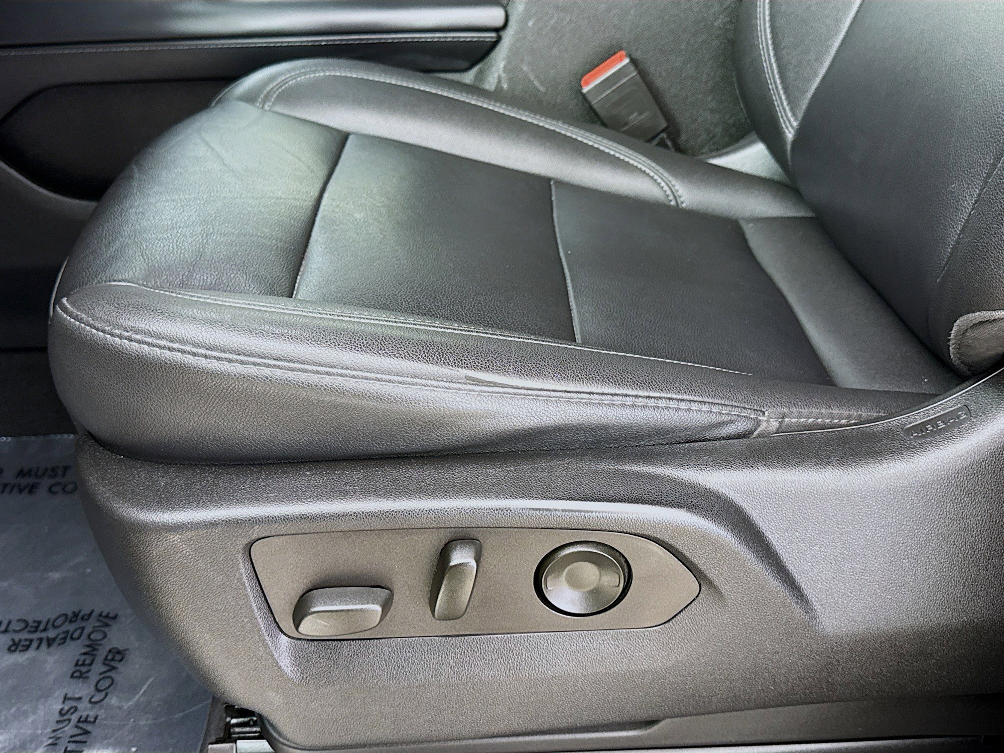 Used 2022 Chevrolet Suburban LT image 20