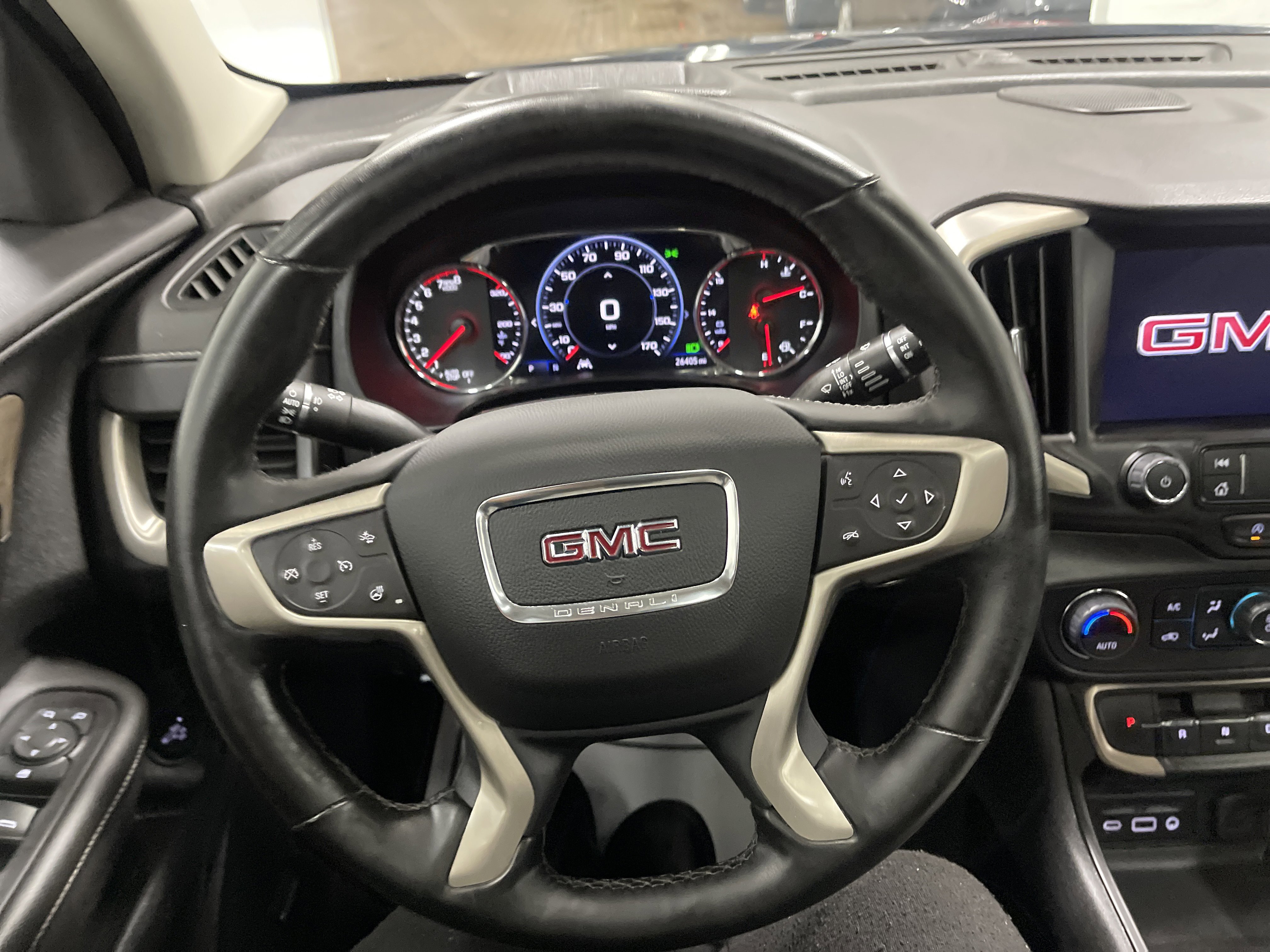 Used 2023 GMC Terrain Denali w/ Black Diamond Edition AWD/4WD image 31