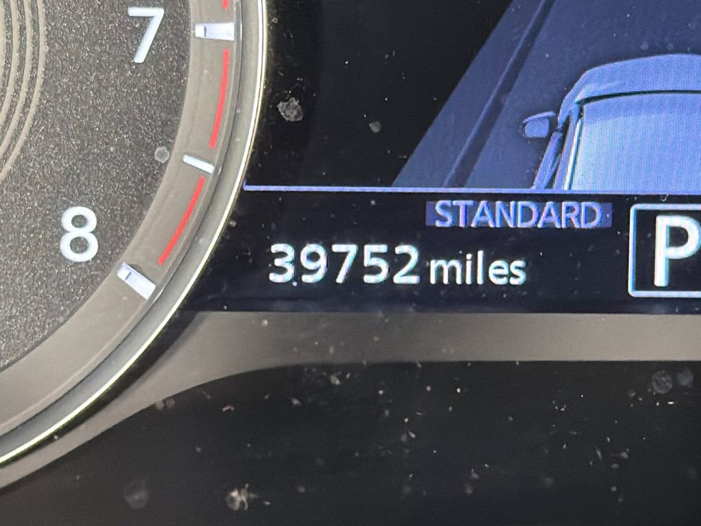 Used 2023 INFINITI QX50 Luxe image 29