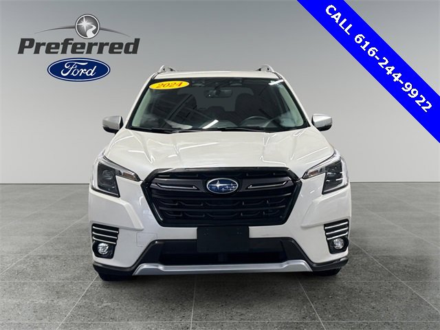 Used 2024 Subaru Forester Touring w/ Pop Package 2 image 11