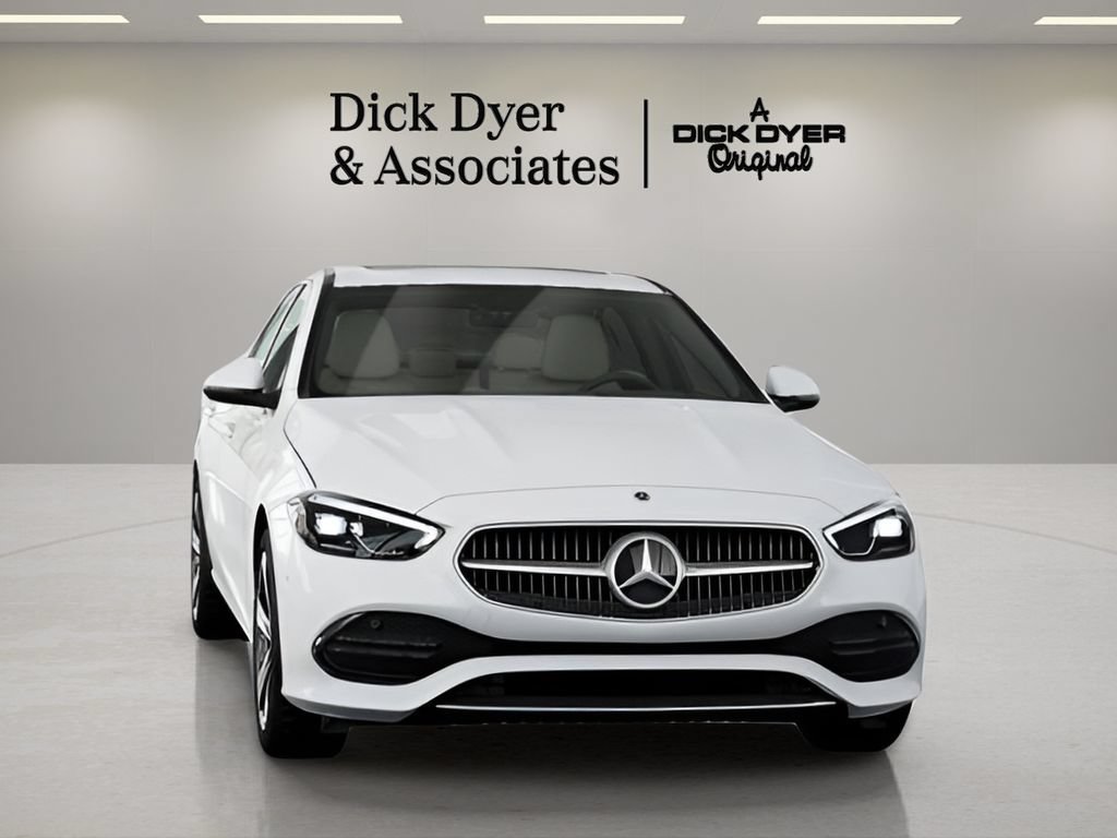 Used 2025 Mercedes-Benz C 300 Sedan image 34