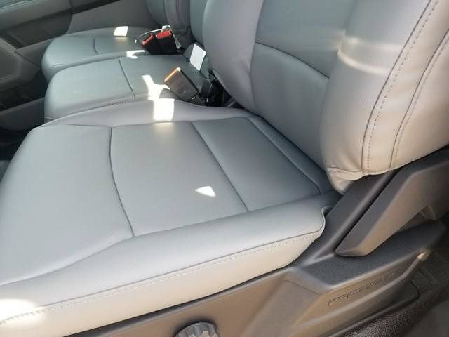New 2026 Ford F550 4x4 Regular Cab Super Duty image 17