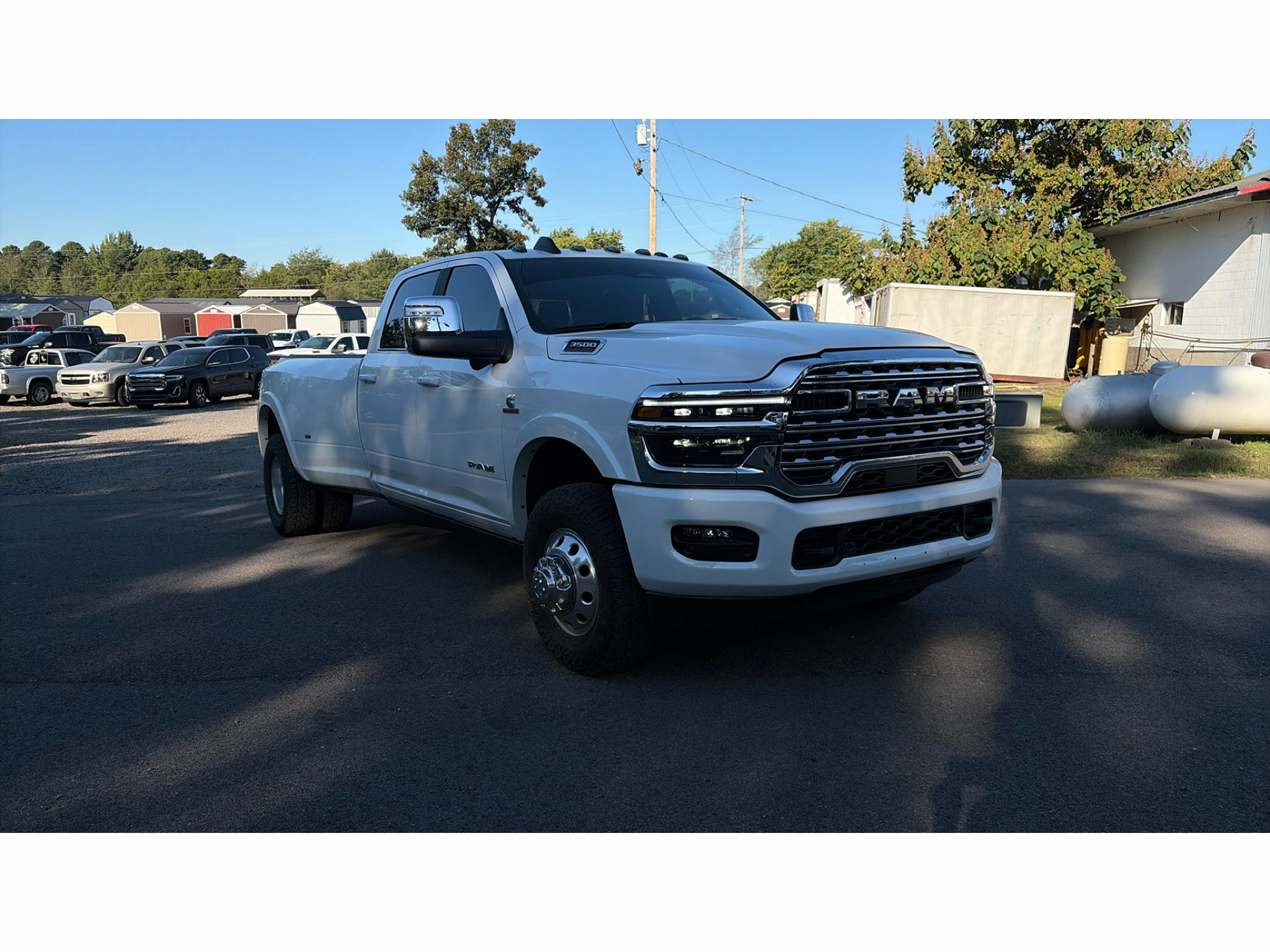Used 2025 RAM 3500 Longhorn AWD/4WD image 2