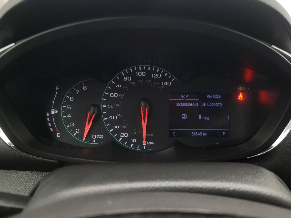 Used 2020 Chevrolet Trax LT w/ LT Convenience Package image 23