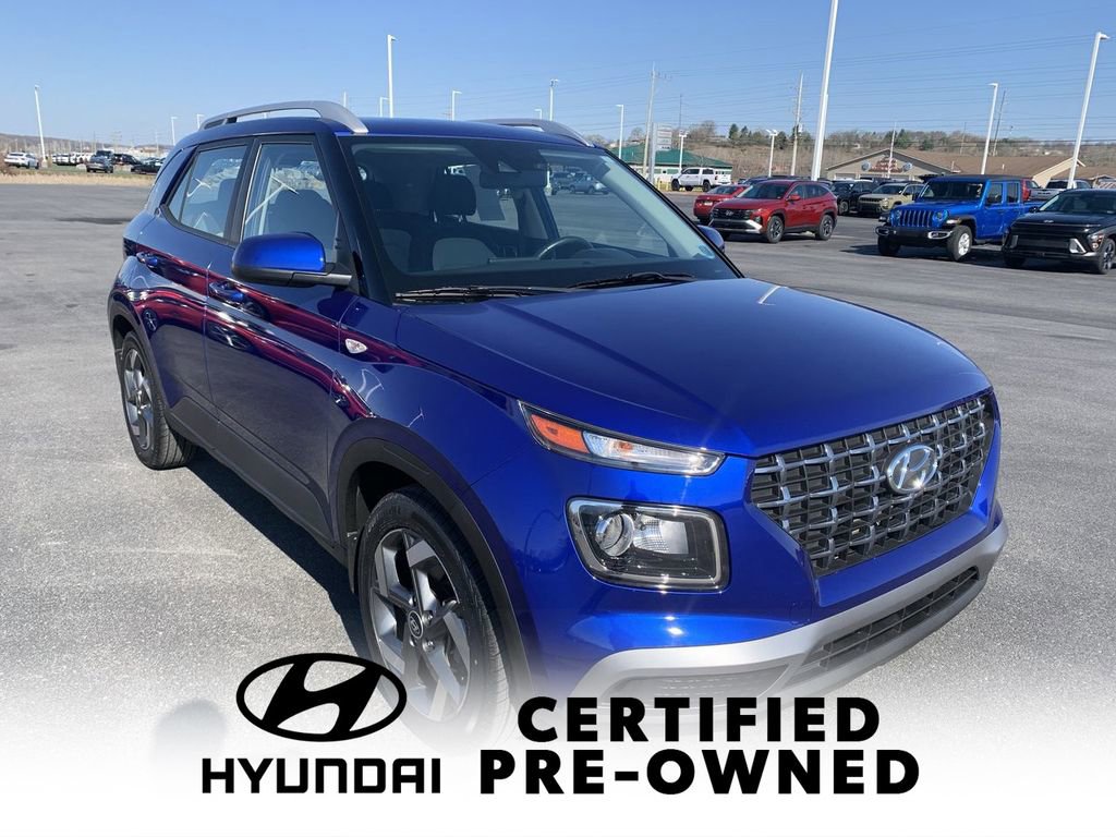 Used 2022 Hyundai Venue SEL image 1
