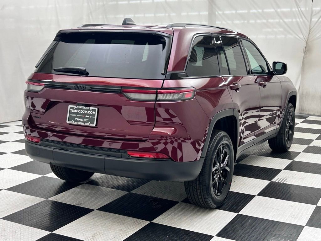 New 2025 Jeep Grand Cherokee Altitude image 7