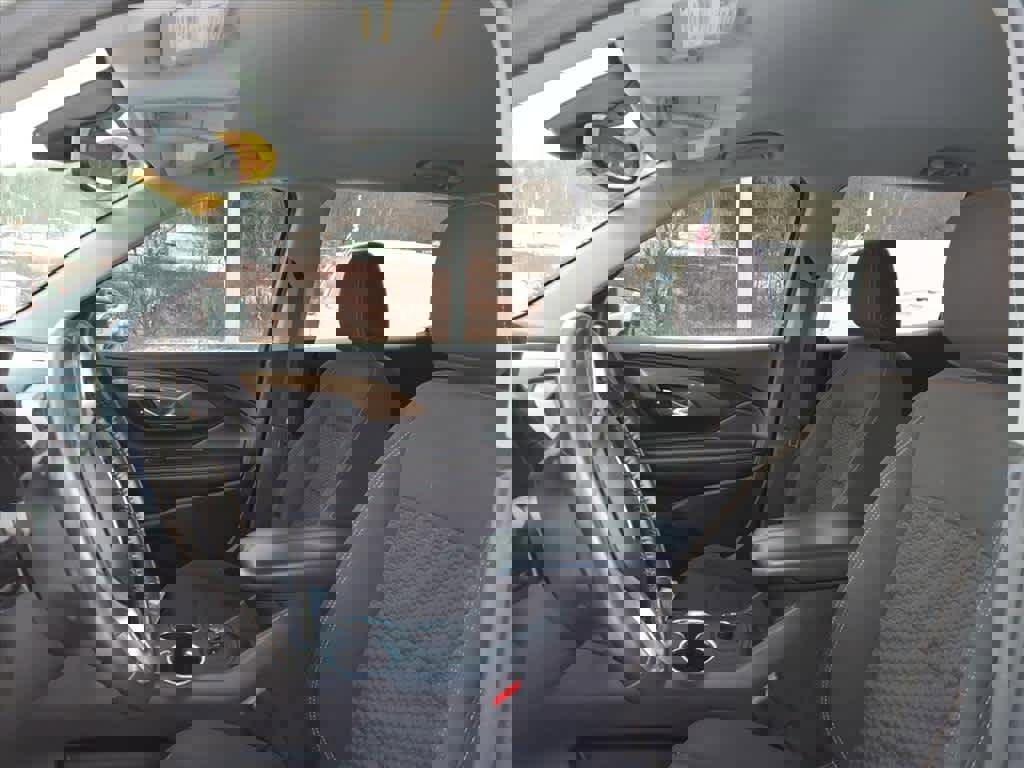 Used 2020 GMC Terrain SLE image 10