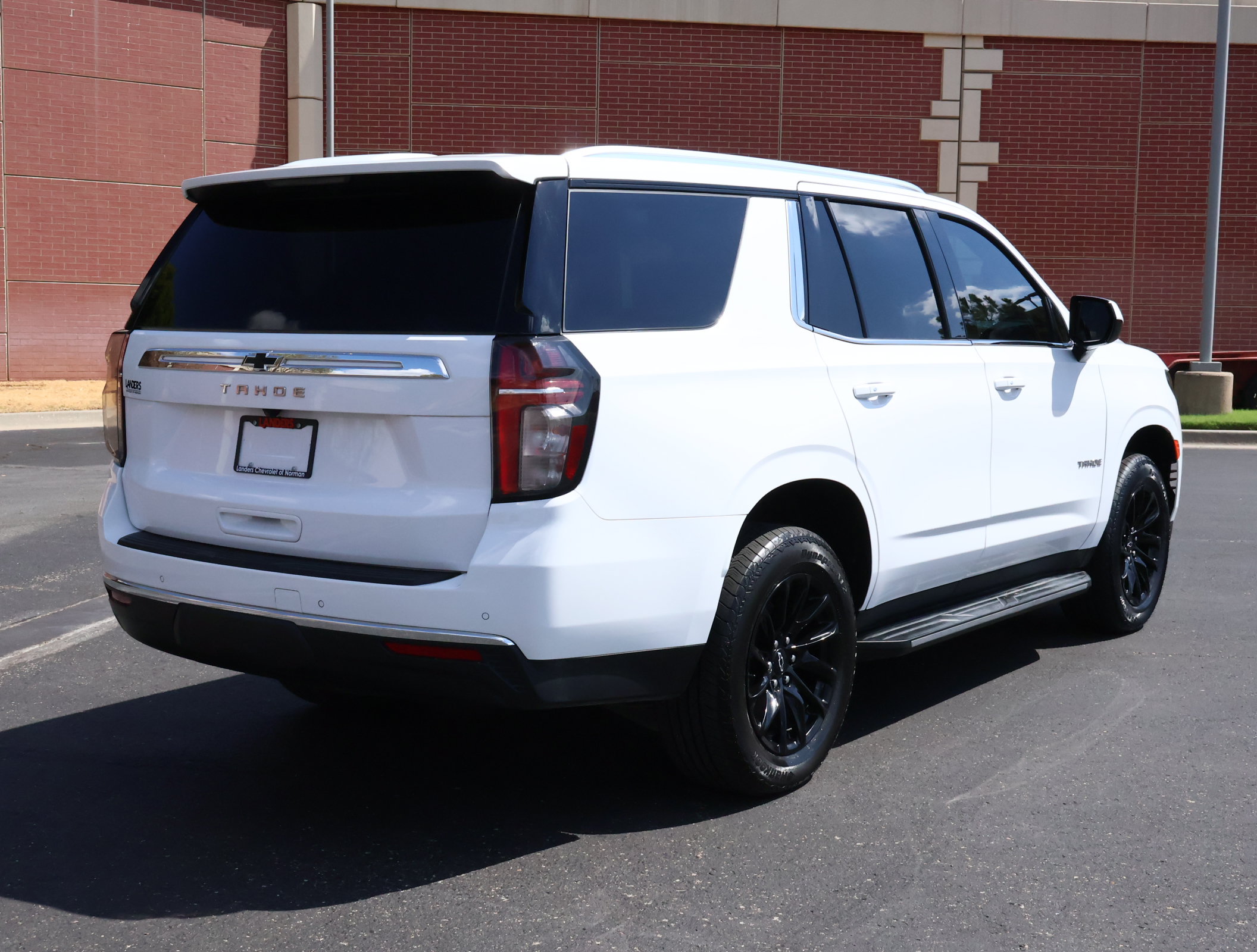 Used 2023 Chevrolet Tahoe LS RWD image 28