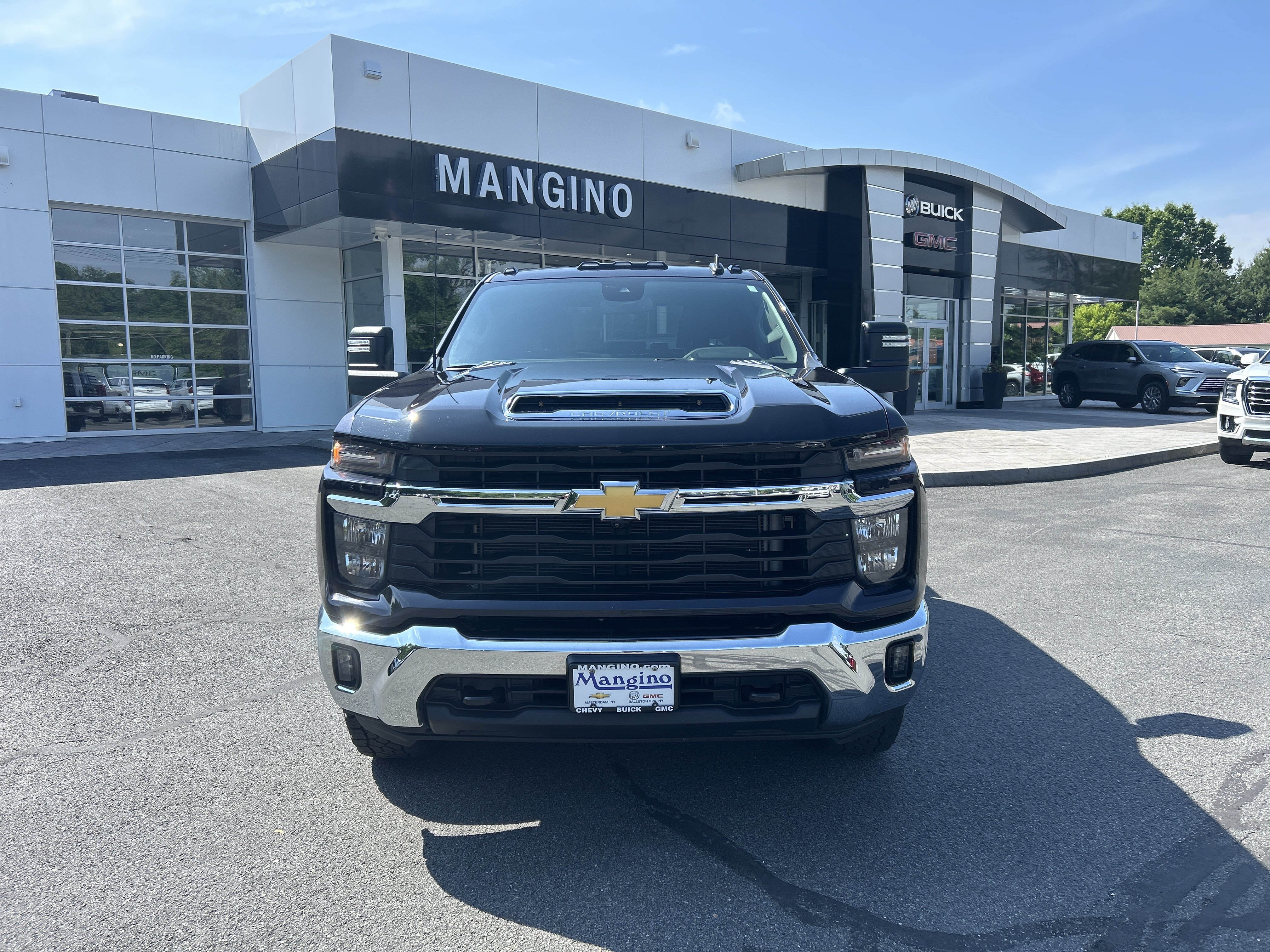 Certified 2024 Chevrolet Silverado 2500 LT w/ Safety Package AWD/4WD image 17
