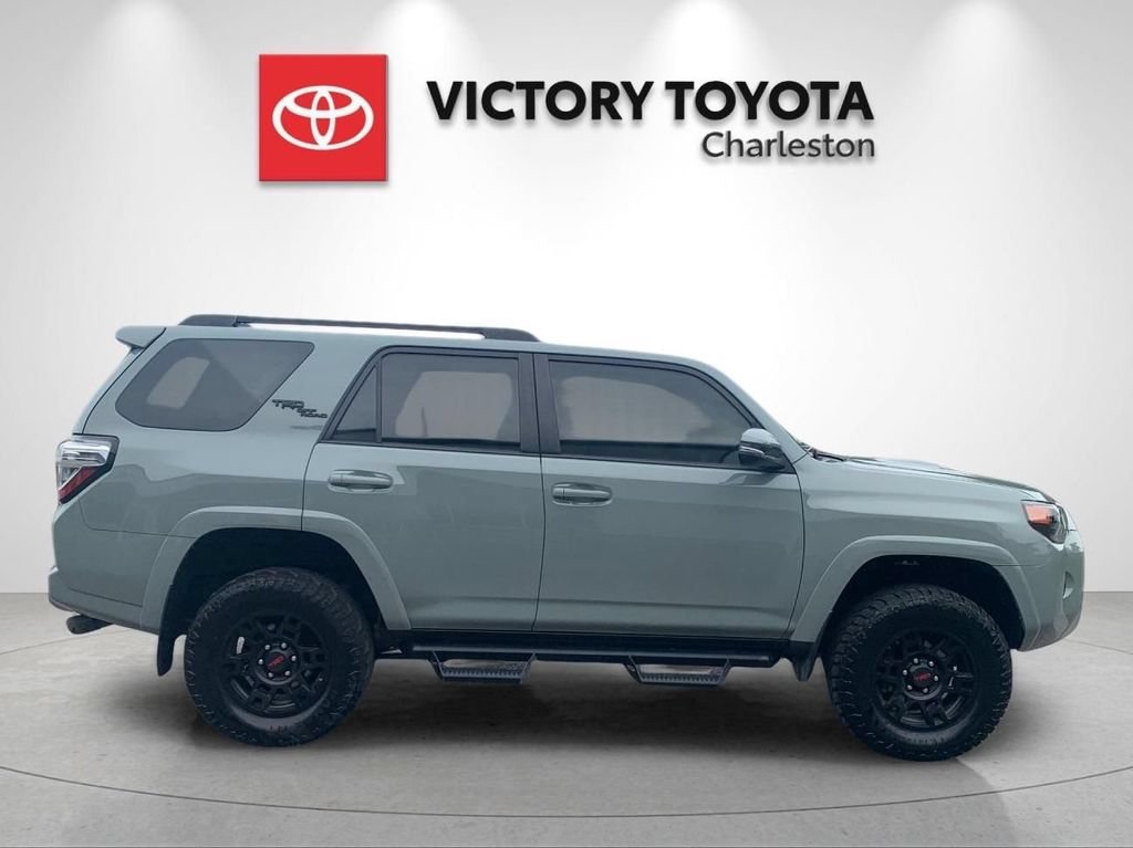 Used 2023 Toyota 4Runner TRD Off-Road Premium w/ Moonroof Package AWD/4WD image 2