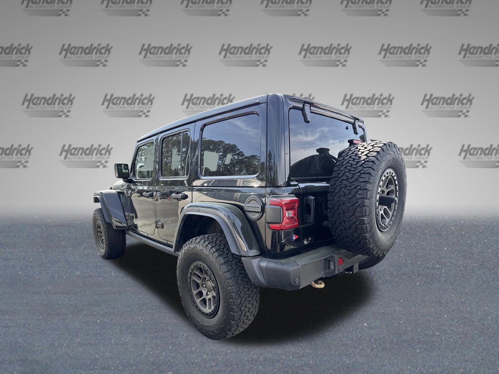 Used 2023 Jeep Wrangler Rubicon 392 w/ Xtreme Recon 35" Tire Package image 12