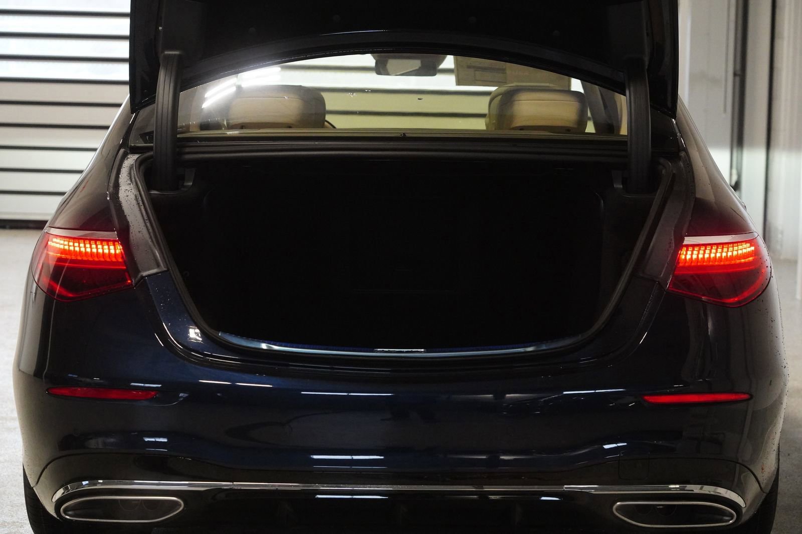 New 2026 Mercedes-Benz S 500 4MATIC image 33