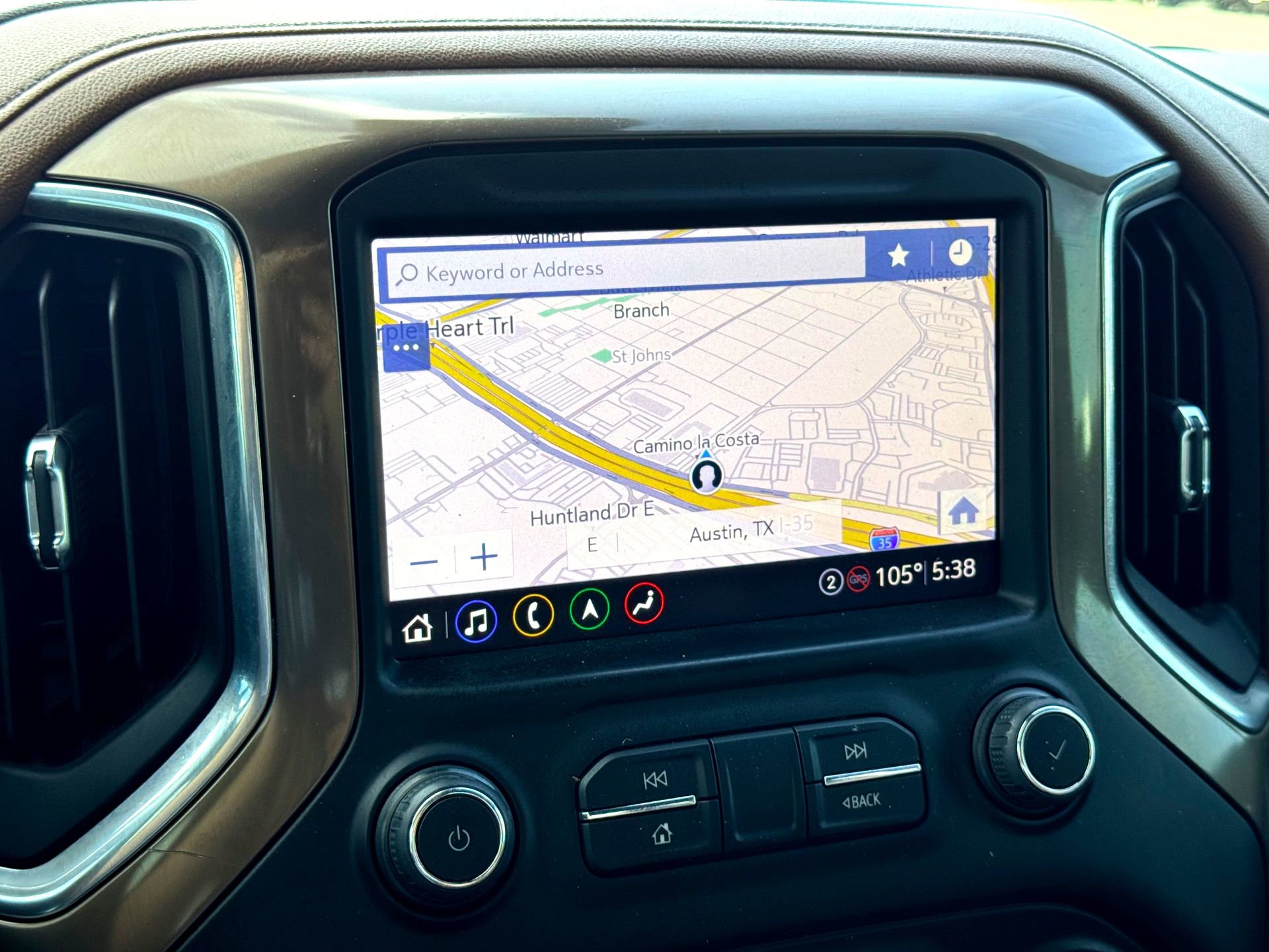 Used 2022 Chevrolet Silverado 2500 High Country w/ Z71 Off-Road Package image 28