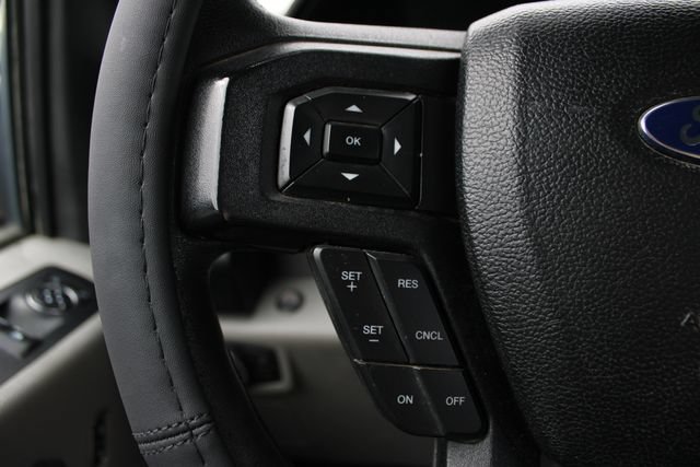 Used 2016 Ford F150 XL w/ Equipment Group 101A Mid RWD image 4