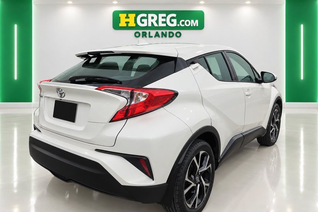 Used 2021 Toyota C-HR XLE FWD image 6