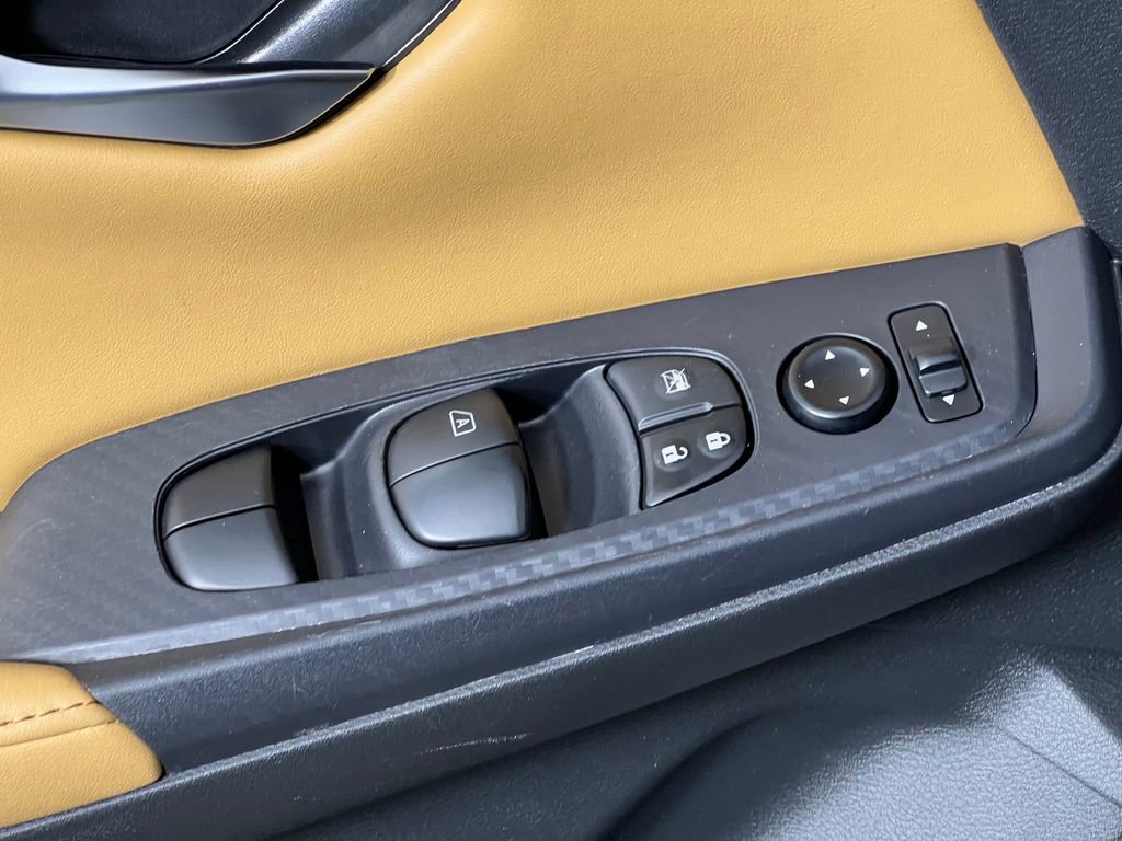 Used 2024 Nissan Sentra SV w/ SV Premium Package image 17