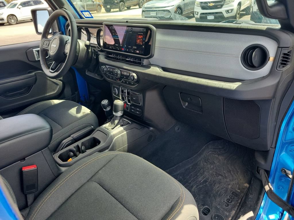 Used 2024 Jeep Gladiator Sport AWD/4WD image 27