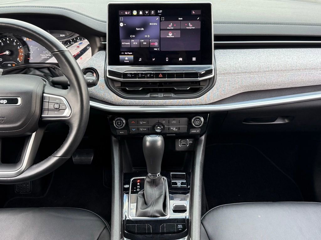 Used 2022 Jeep Compass Latitude image 18