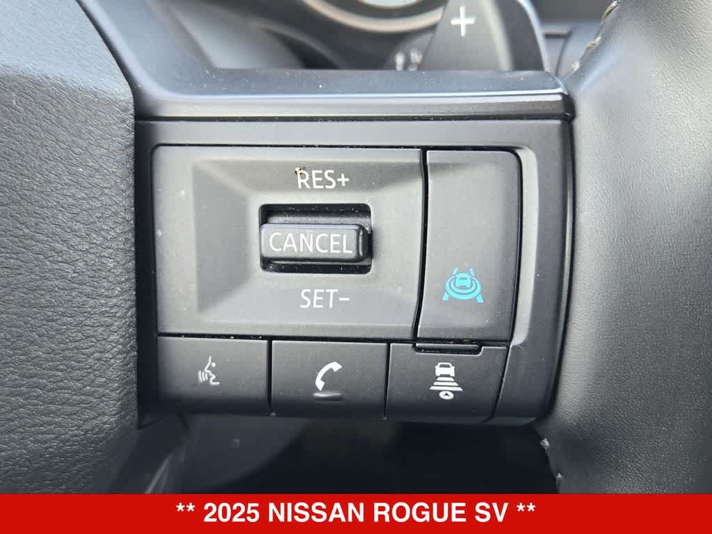 Used 2025 Nissan Rogue SV AWD/4WD image 24